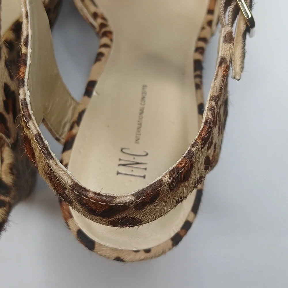 INC‎ International Concepts leopard print wedge sandals